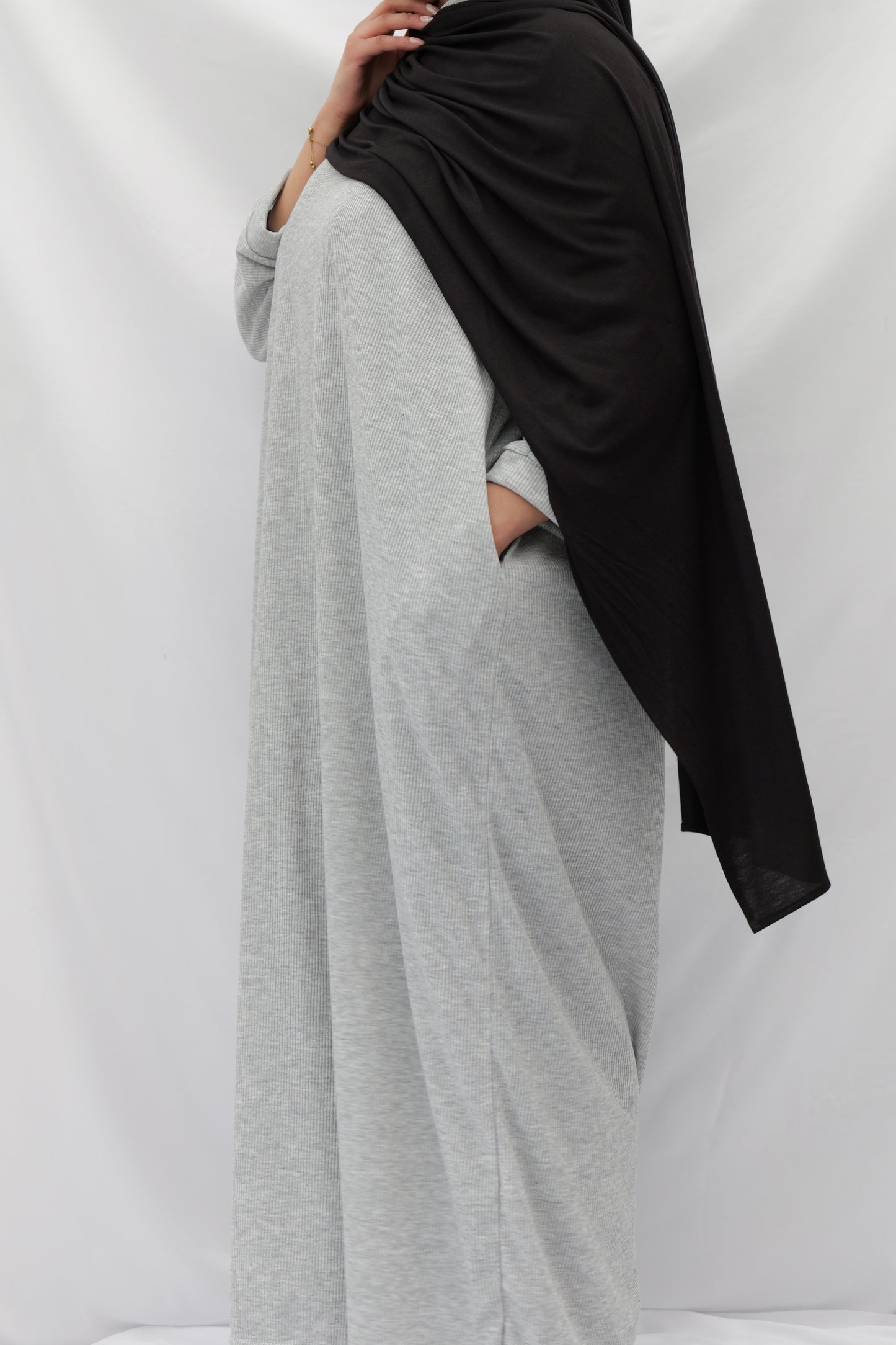 Ribbed Abaya with Pockets