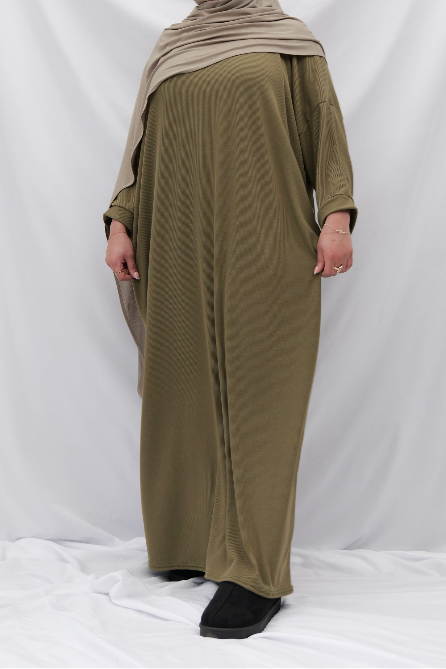 Ribbed Abaya with Pockets